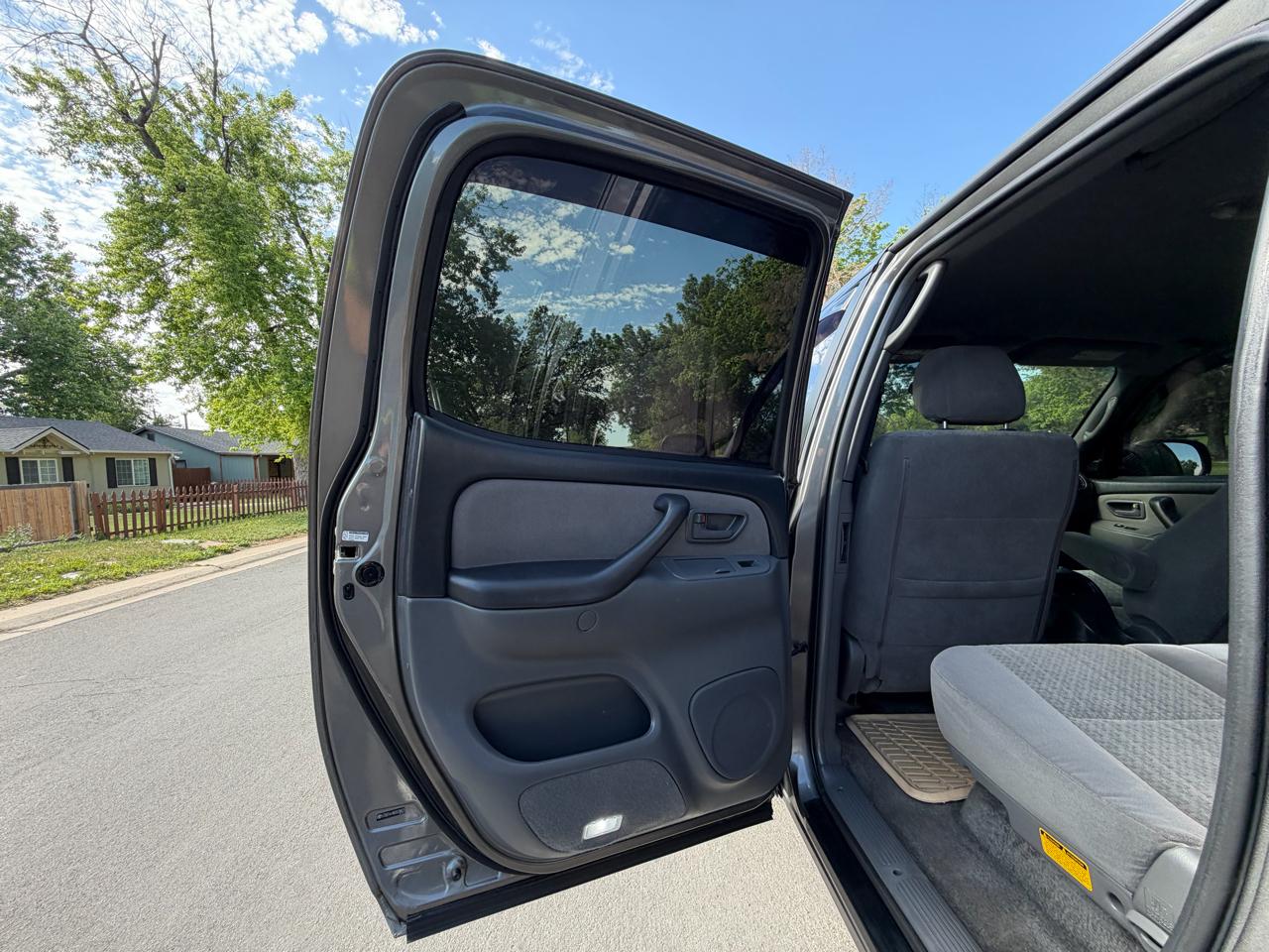 Toyota Tundra SR5 Double Cab 4WD 2006