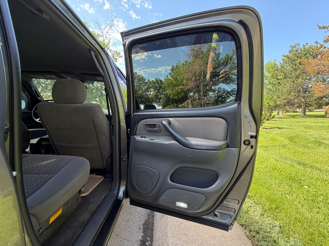 Toyota Tundra SR5 Double Cab 4WD 2006