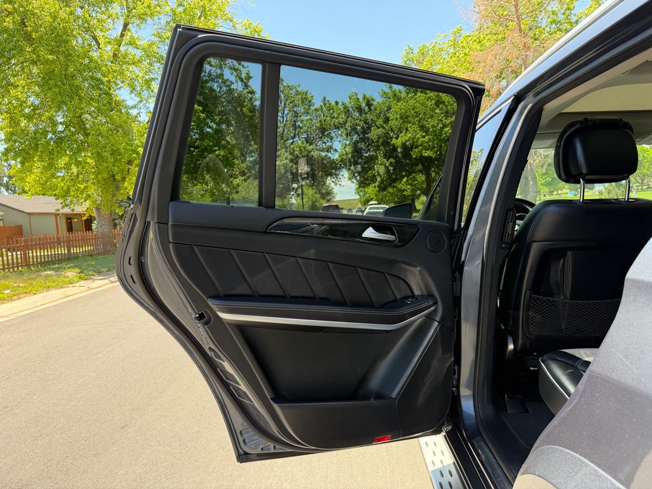 Mercedes-Benz GL-Class GL550 4MATIC 2013