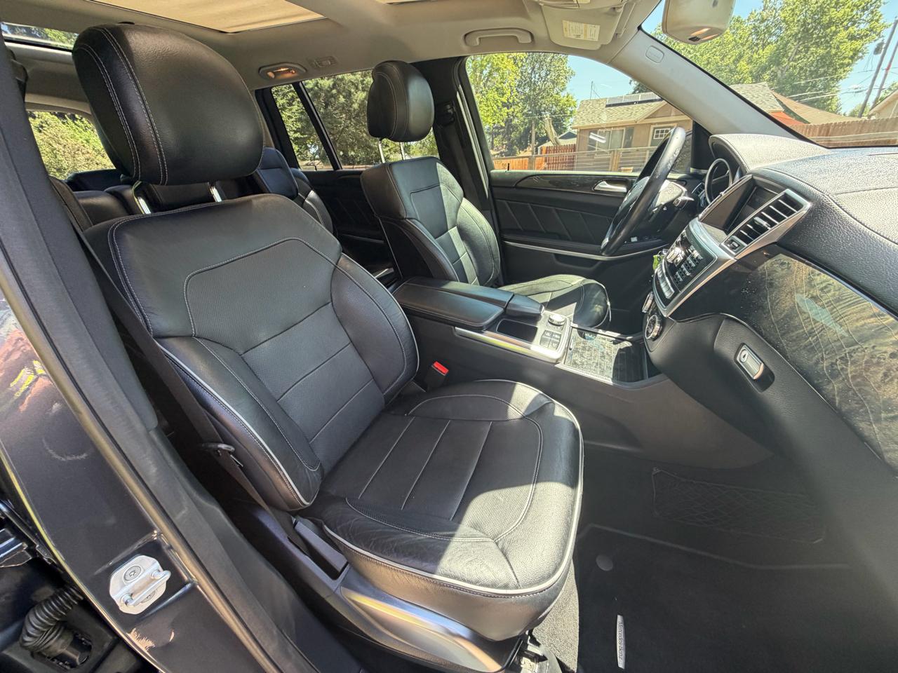 Mercedes-Benz GL-Class GL550 4MATIC 2013