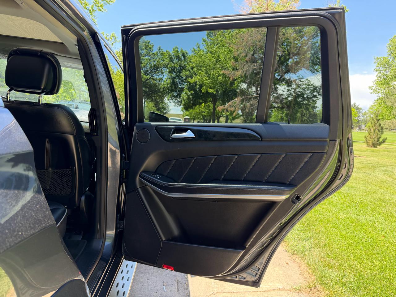 Mercedes-Benz GL-Class GL550 4MATIC 2013