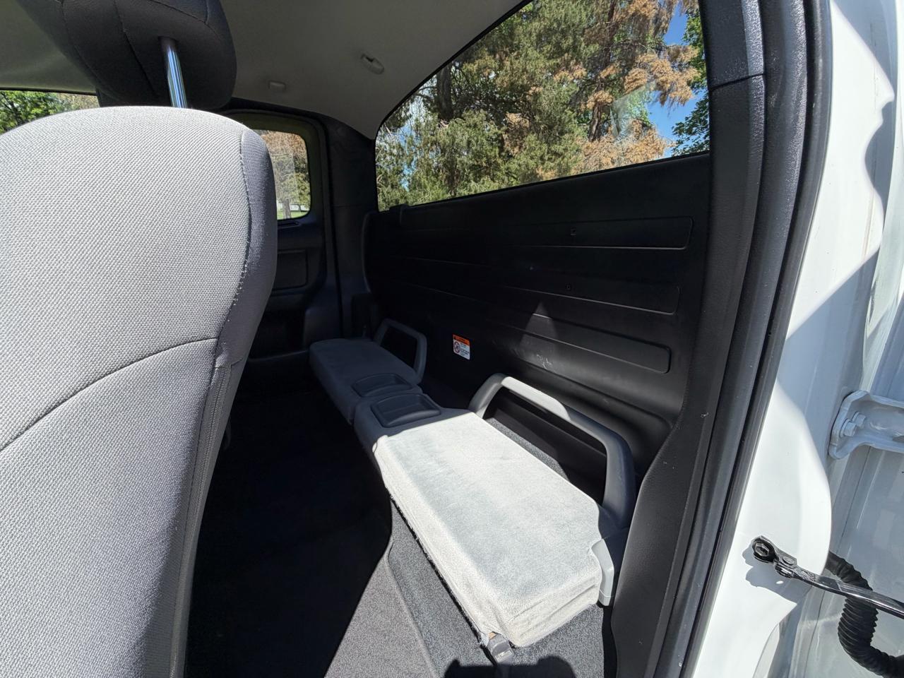 Toyota Tacoma SR5 Access Cab I4 6AT 4WD 2023