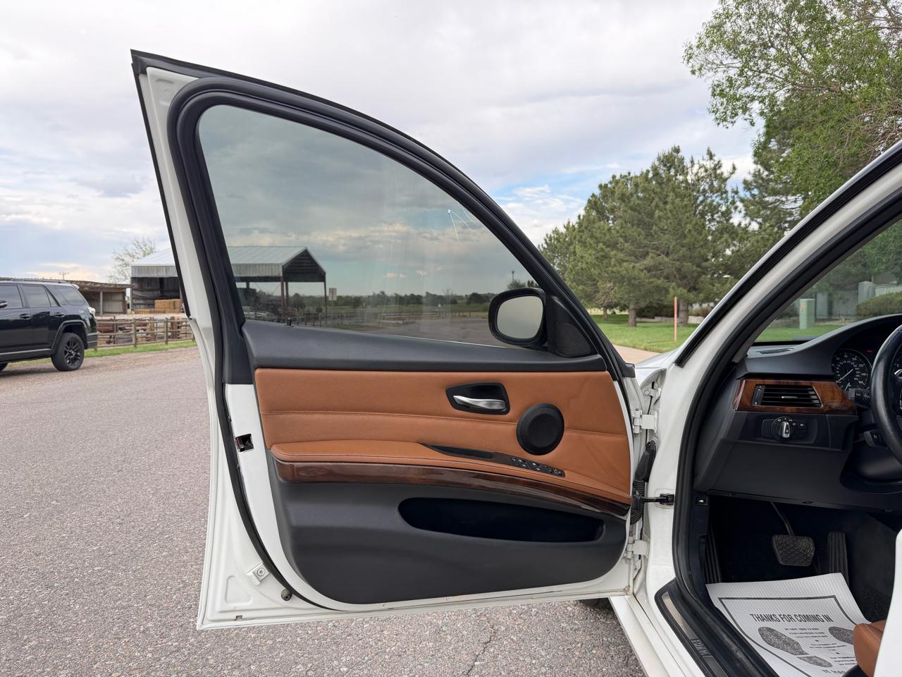 BMW 3-Series 328i xDrive 2011