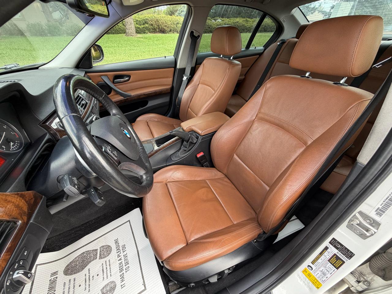 BMW 3-Series 328i xDrive 2011