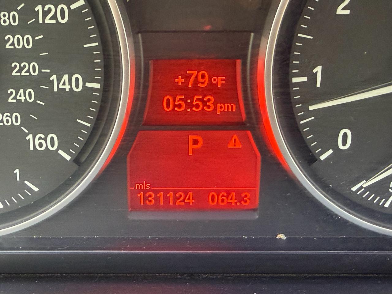 BMW 3-Series 328i xDrive 2011