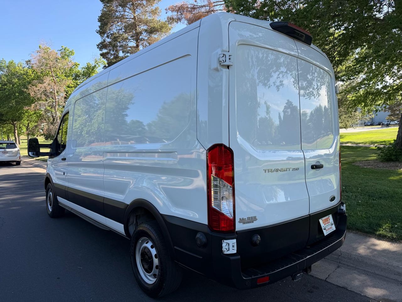 Ford Transit 250 Van 2023