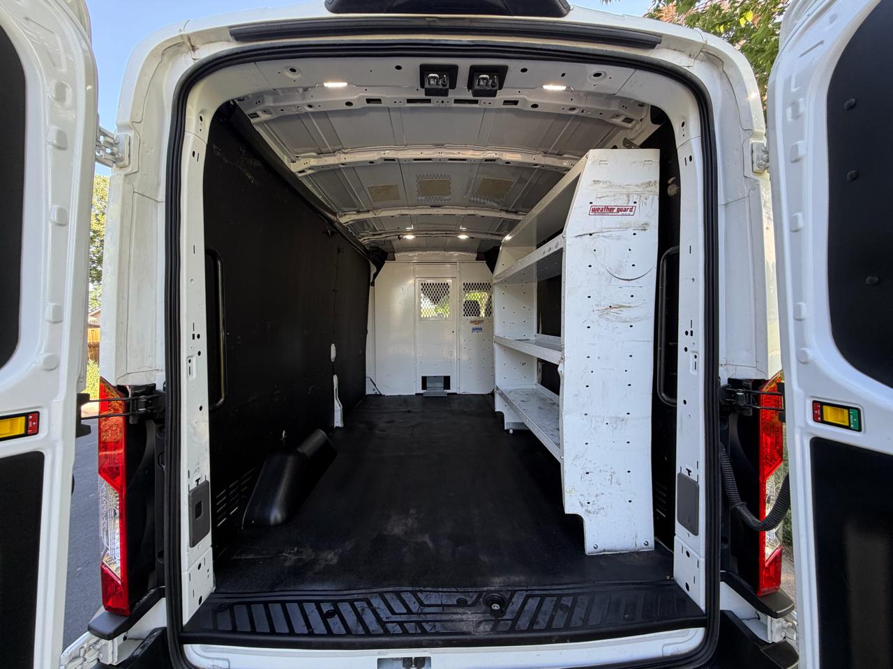 Ford Transit 250 Van 2023