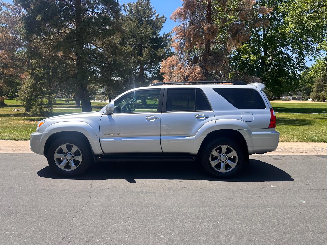Toyota 4Runner Limited 4WD V8 2008