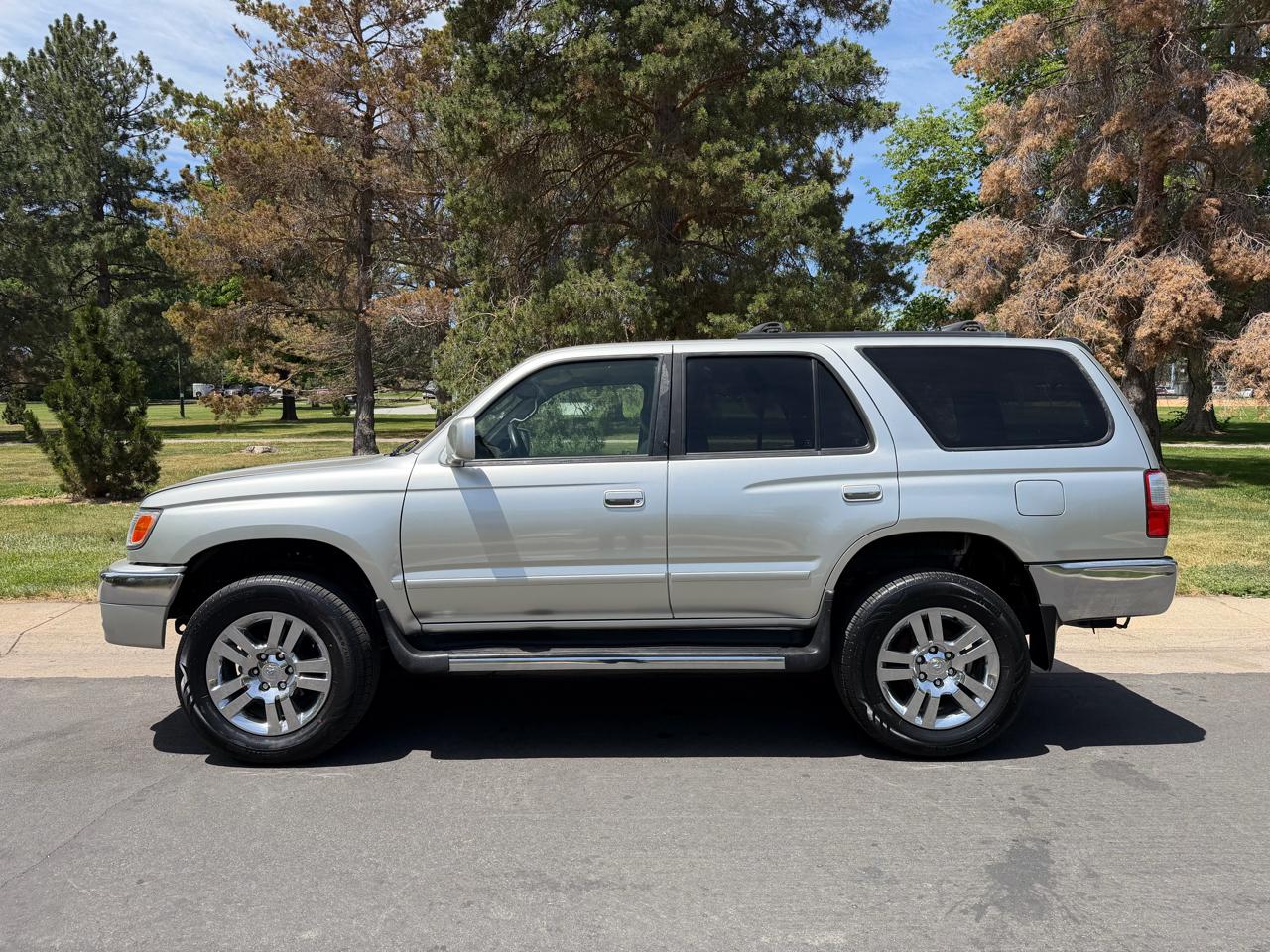 Toyota 4Runner SR5 4WD 2002