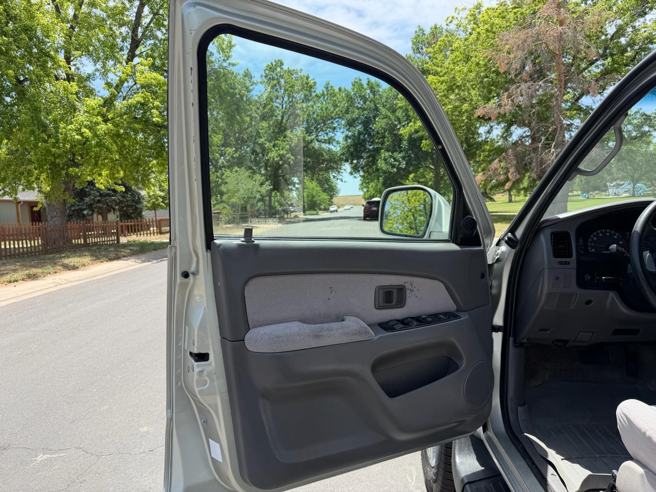Toyota 4Runner SR5 4WD 2002