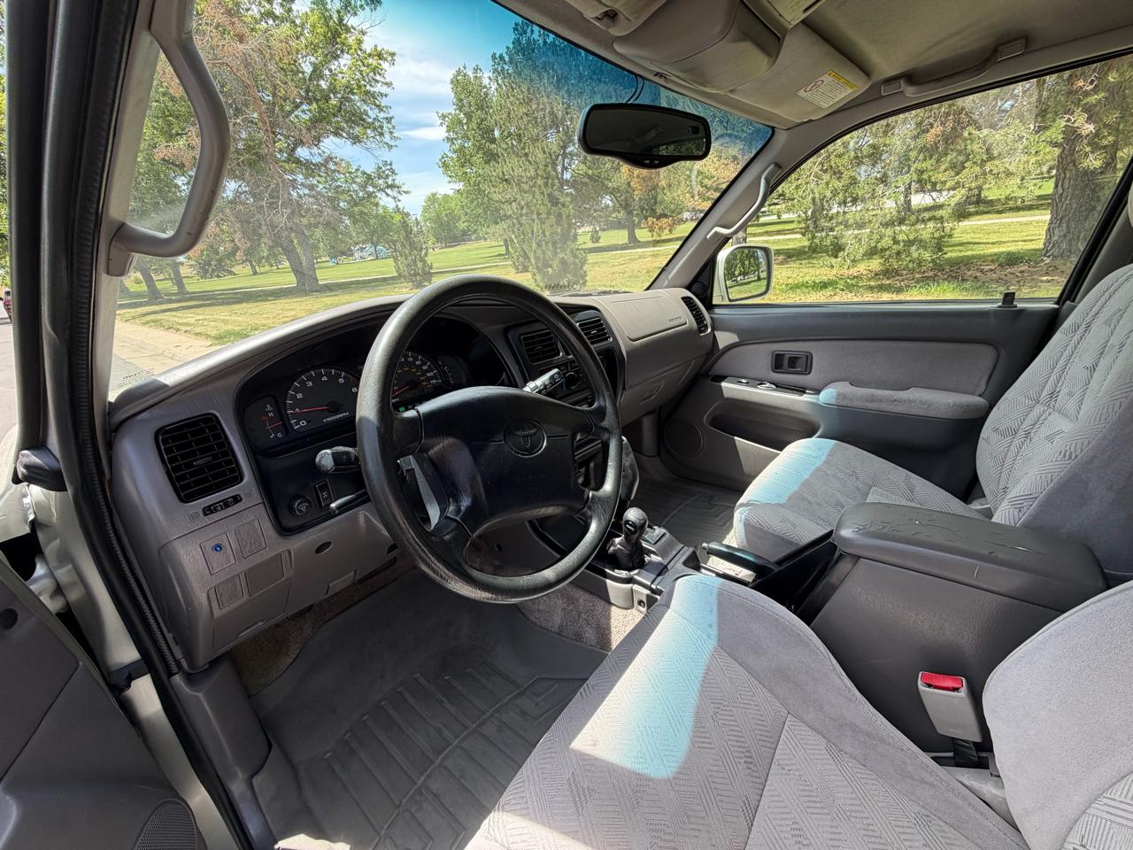 Toyota 4Runner SR5 4WD 2002