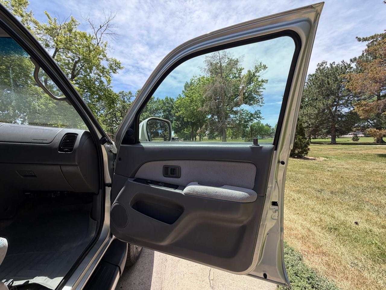 Toyota 4Runner SR5 4WD 2002