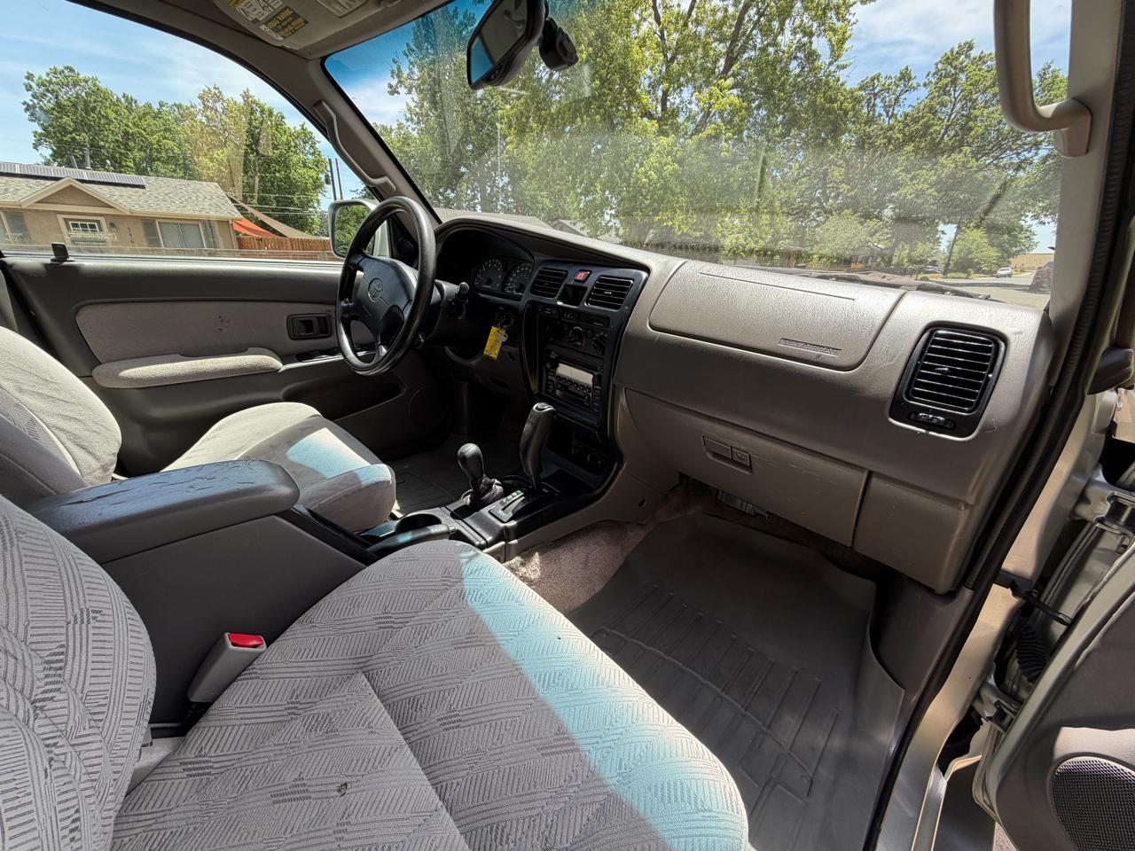 Toyota 4Runner SR5 4WD 2002