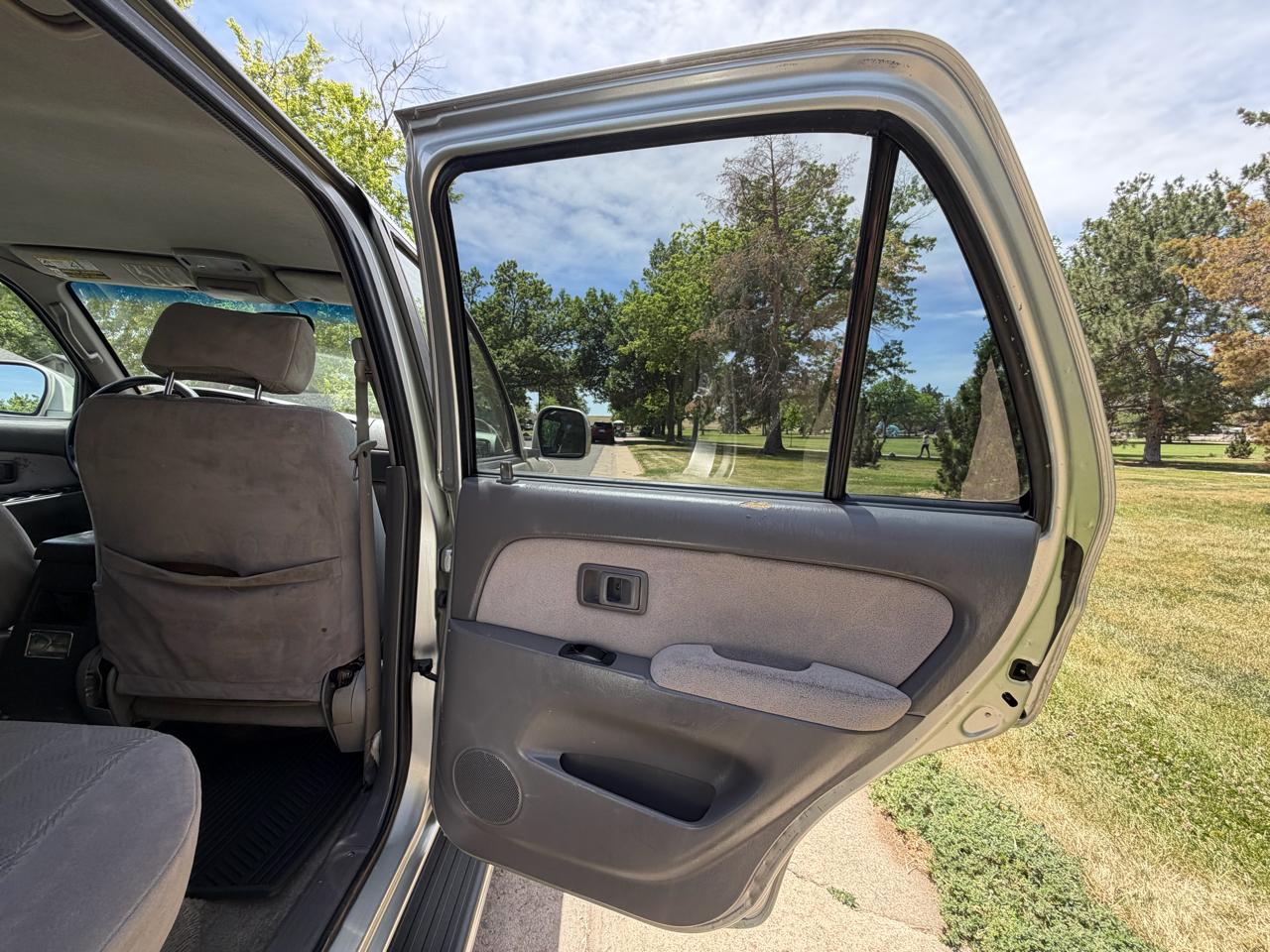 Toyota 4Runner SR5 4WD 2002