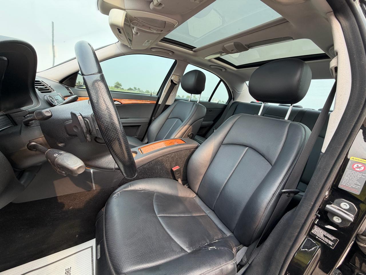 Mercedes-Benz E-Class E350 4MATIC Sedan 2009