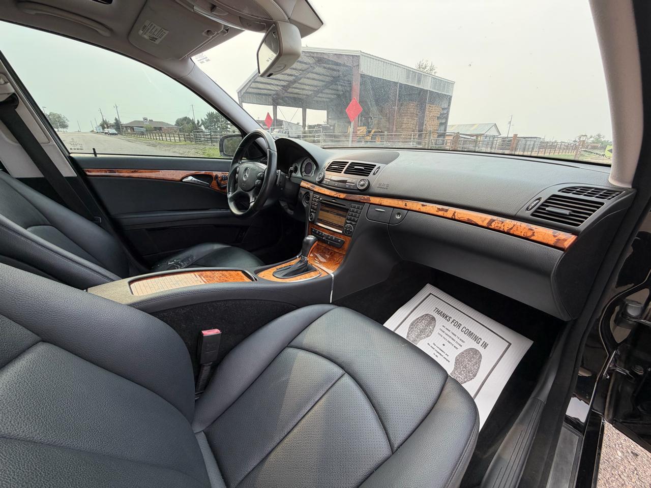 Mercedes-Benz E-Class E350 4MATIC Sedan 2009