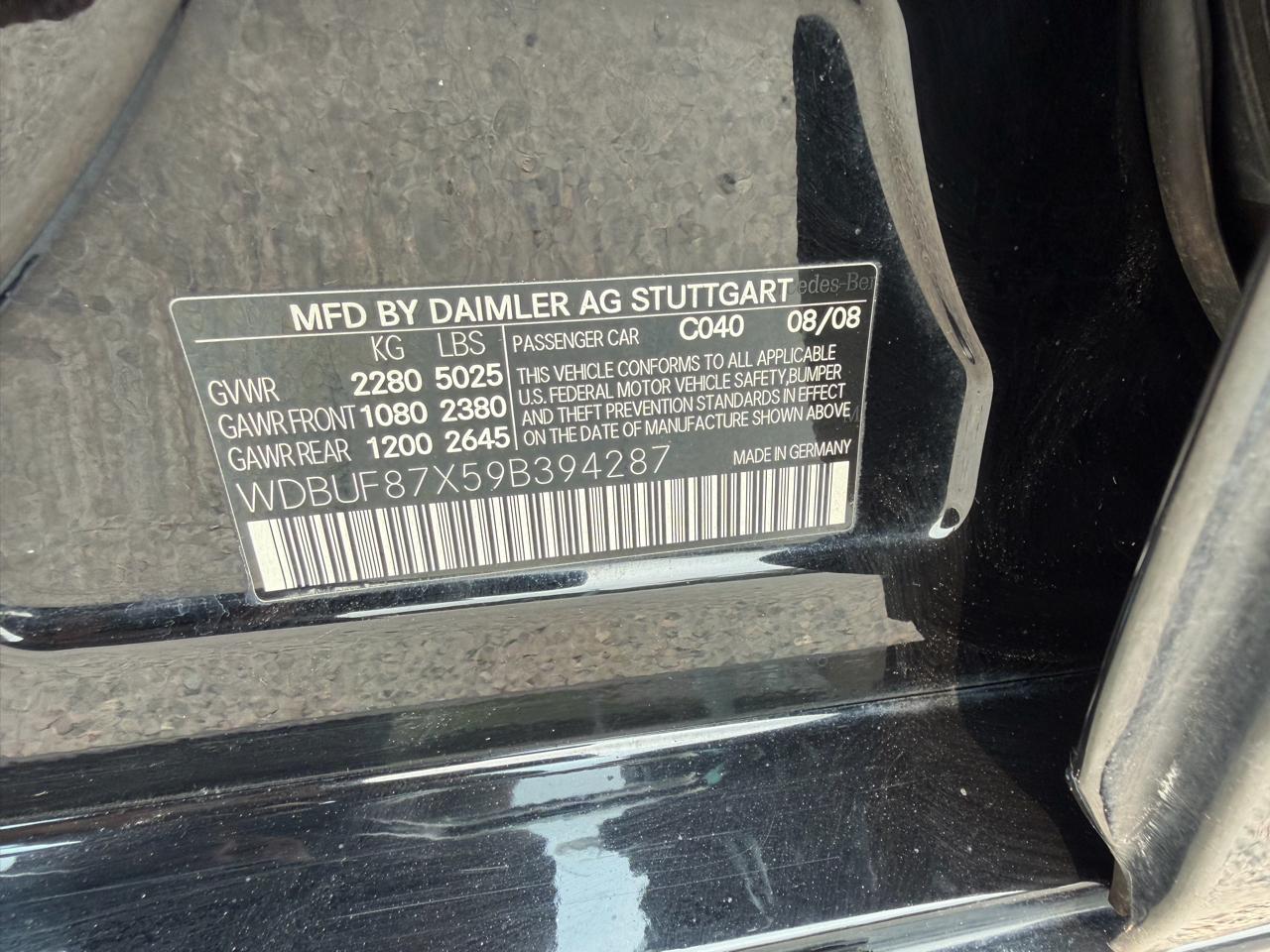 Mercedes-Benz E-Class E350 4MATIC Sedan 2009