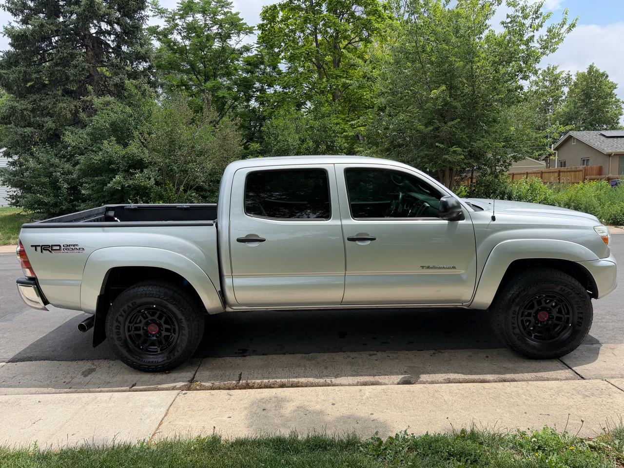 Toyota Tacoma Double Cab V6 4WD 2013