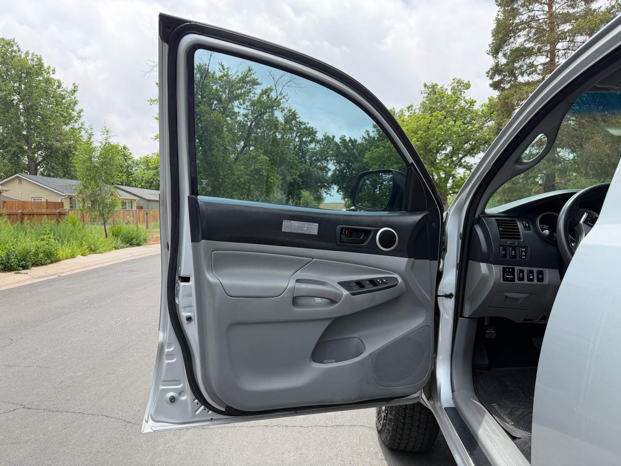Toyota Tacoma Double Cab V6 4WD 2013