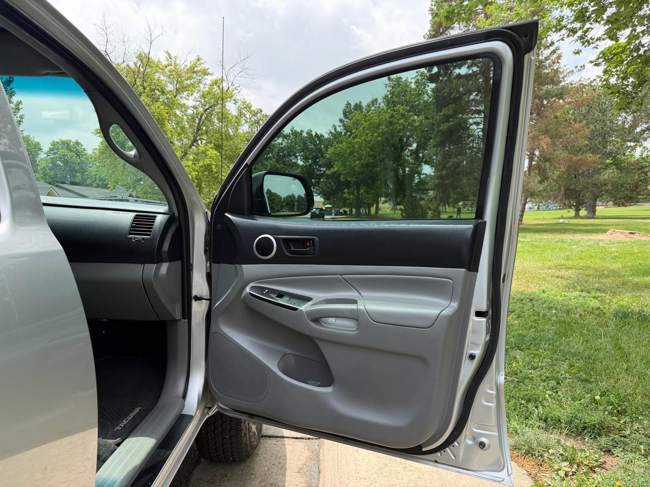 Toyota Tacoma Double Cab V6 4WD 2013