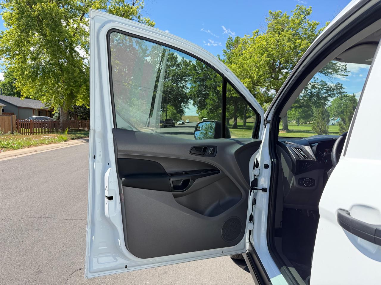 Ford Transit Connect Cargo Van XL LWB 2022