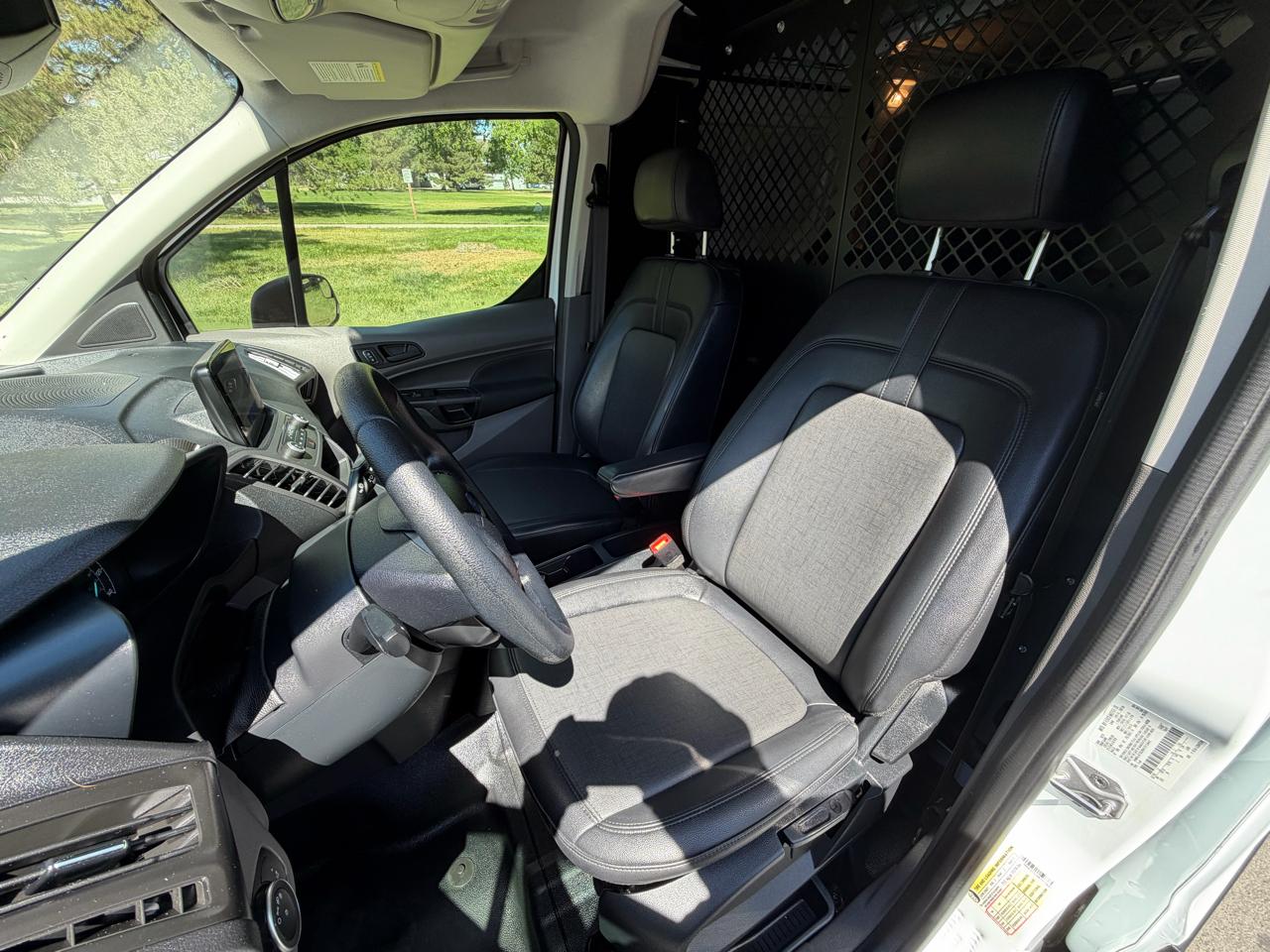 Ford Transit Connect Cargo Van XL LWB 2022
