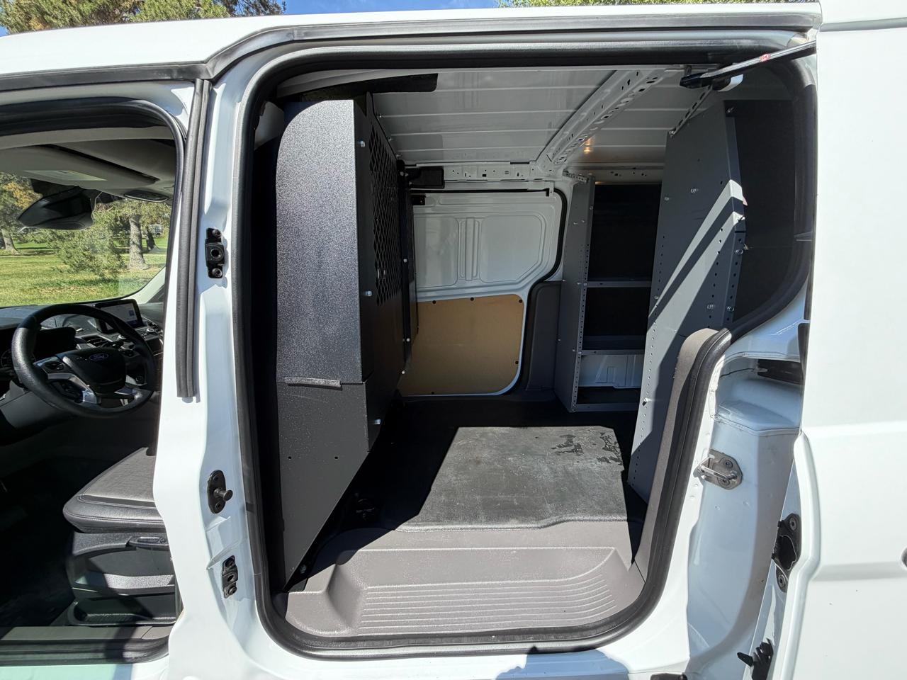 Ford Transit Connect Cargo Van XL LWB 2022