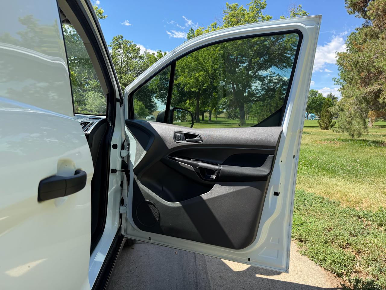 Ford Transit Connect Cargo Van XL LWB 2022