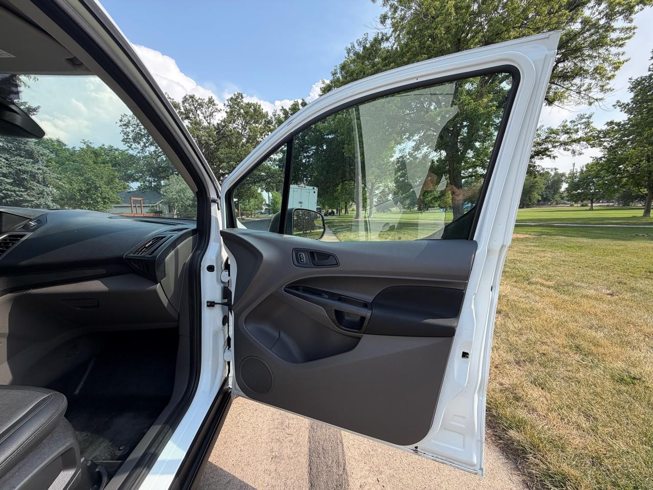 Ford Transit Connect Cargo Van XL LWB w/Rear 180 Degree Door 2019