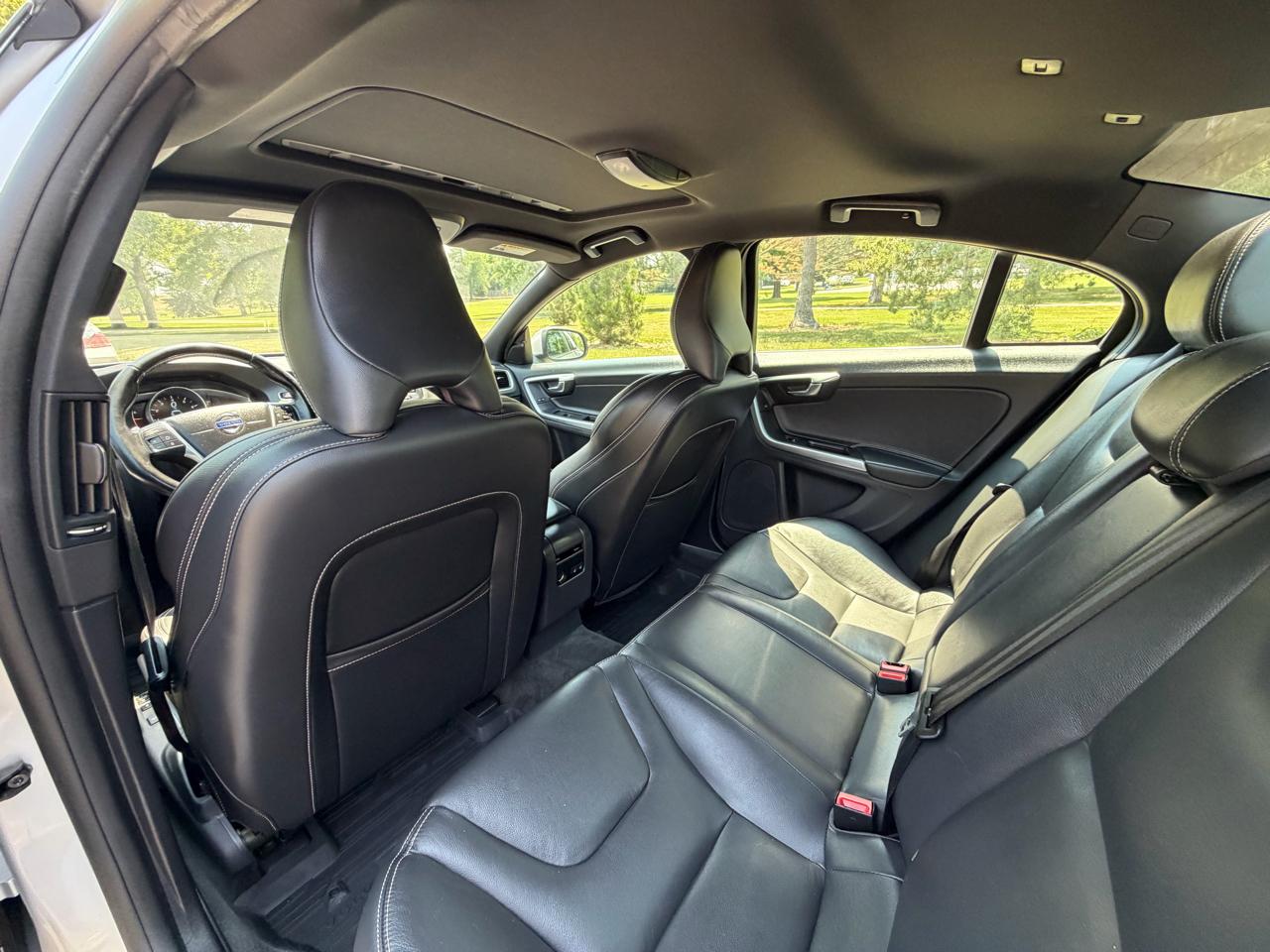 Volvo S60 2.5 Premier 4WD 2015