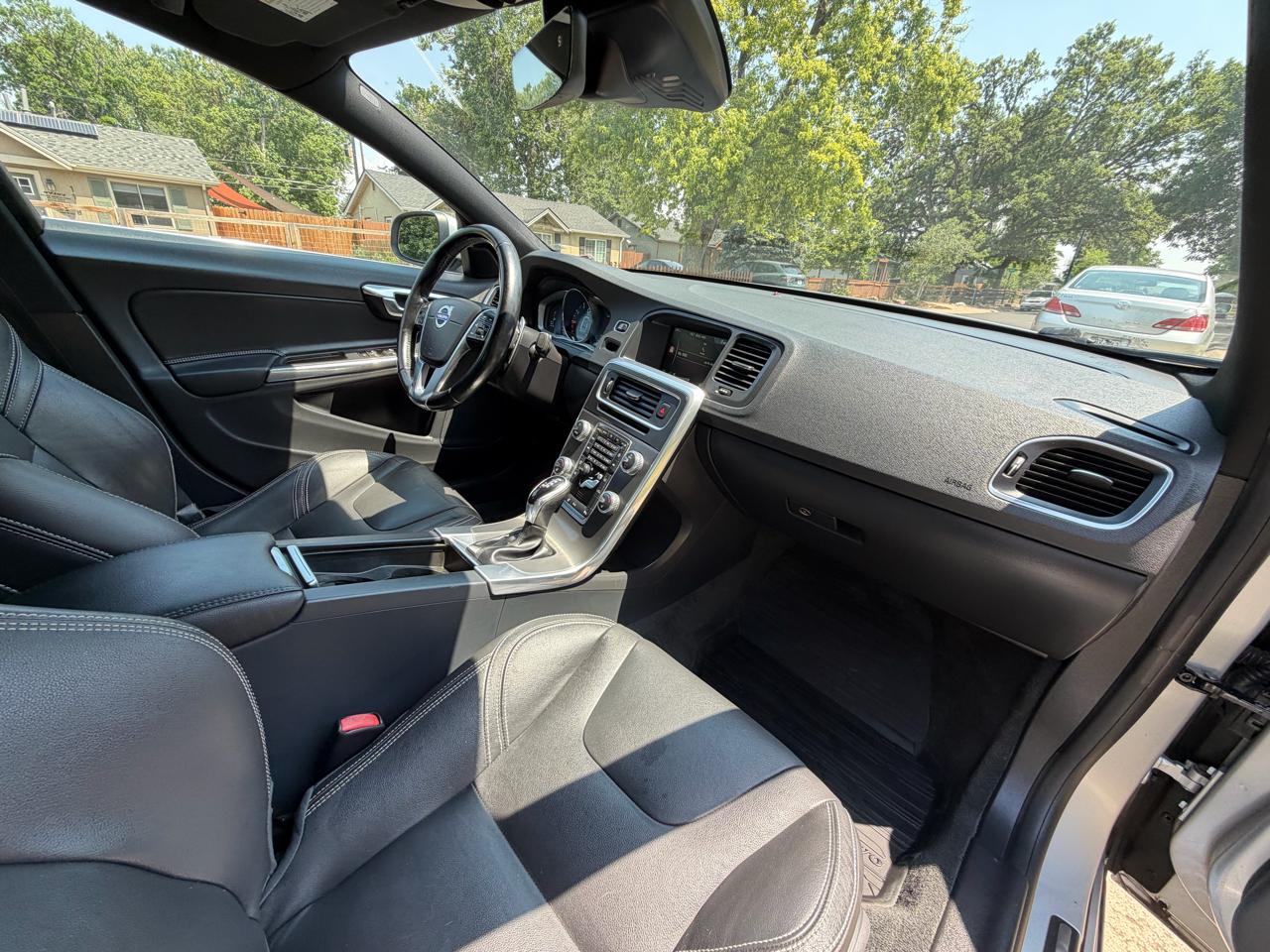 Volvo S60 2.5 Premier 4WD 2015