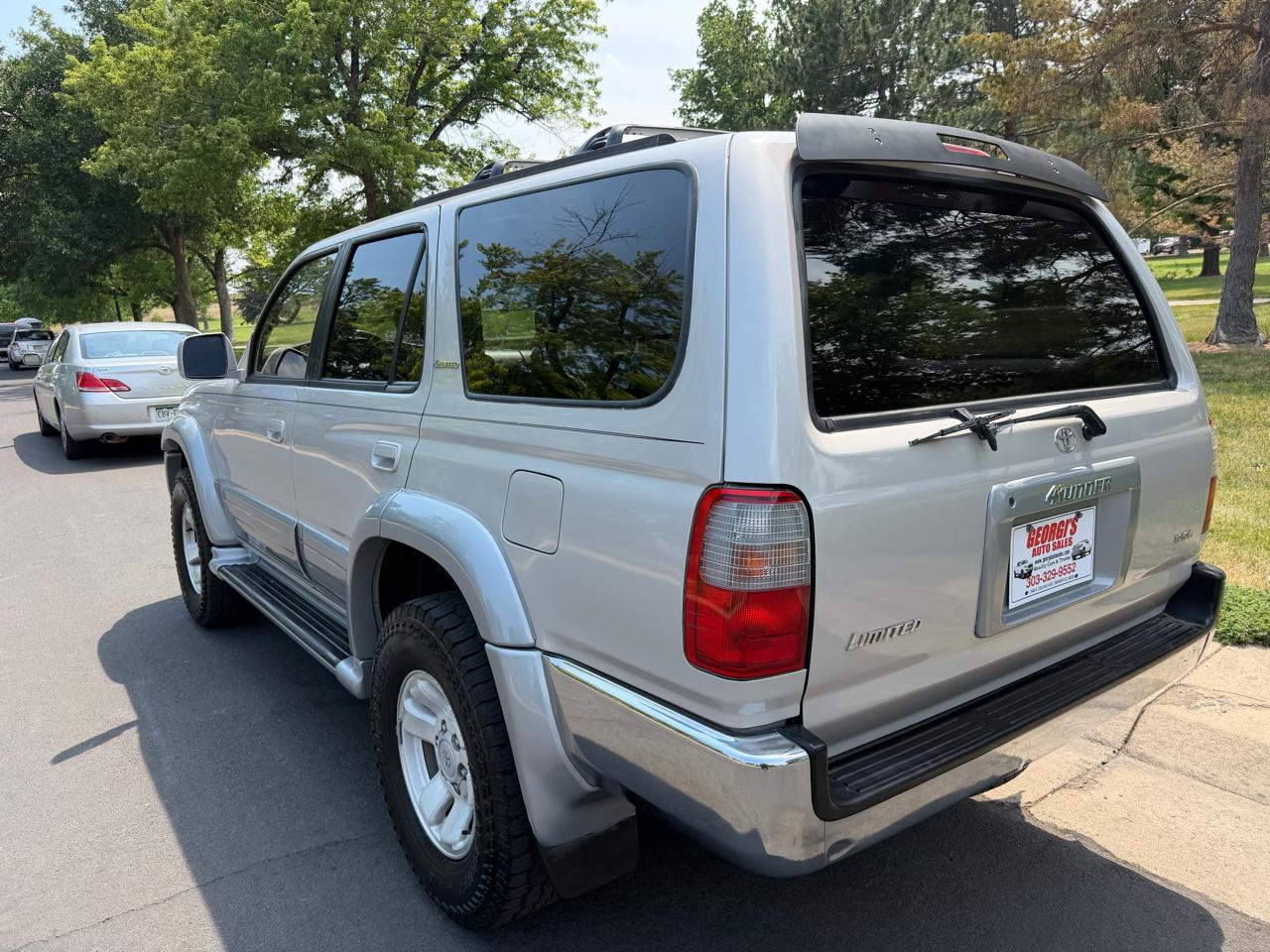 Toyota 4Runner Limited 4WD 1997