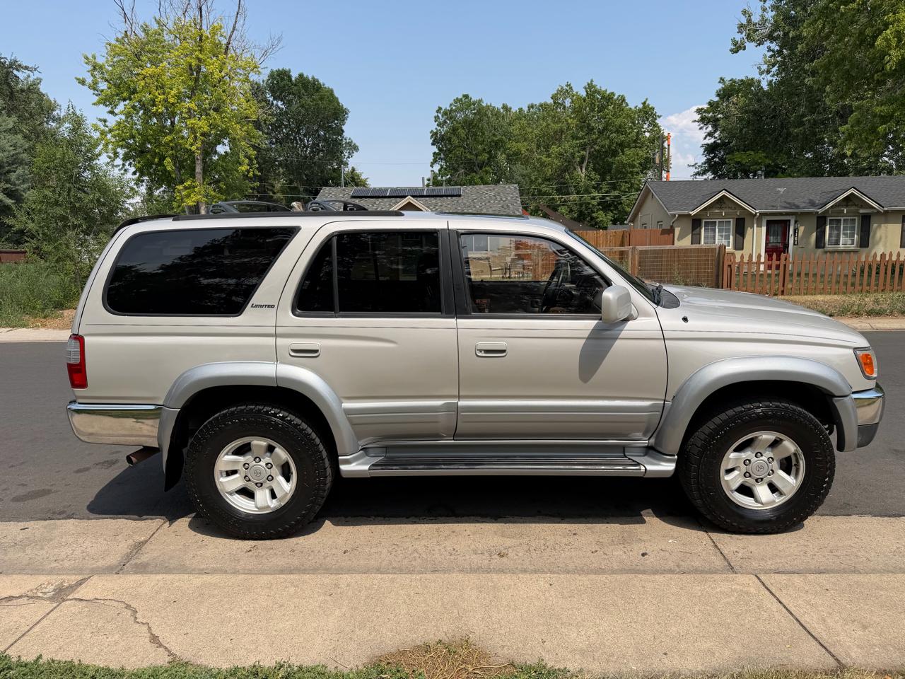 Toyota 4Runner Limited 4WD 1997