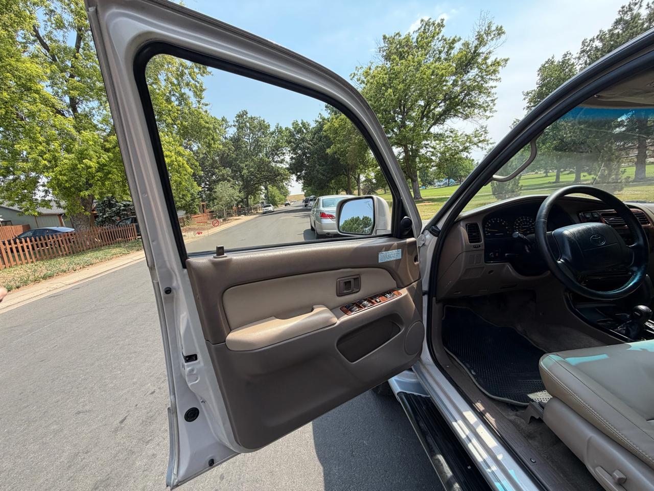 Toyota 4Runner Limited 4WD 1997