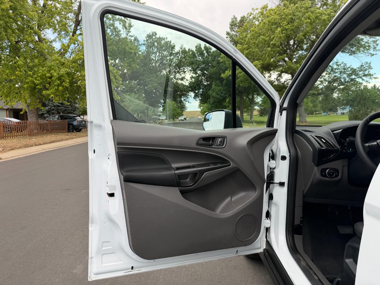 Ford Transit Connect Cargo Van XL LWB 2022
