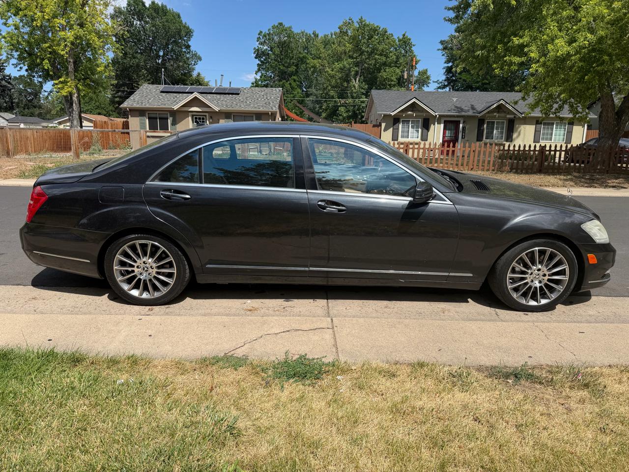 Mercedes-Benz S-Class S550 4-MATIC 2013
