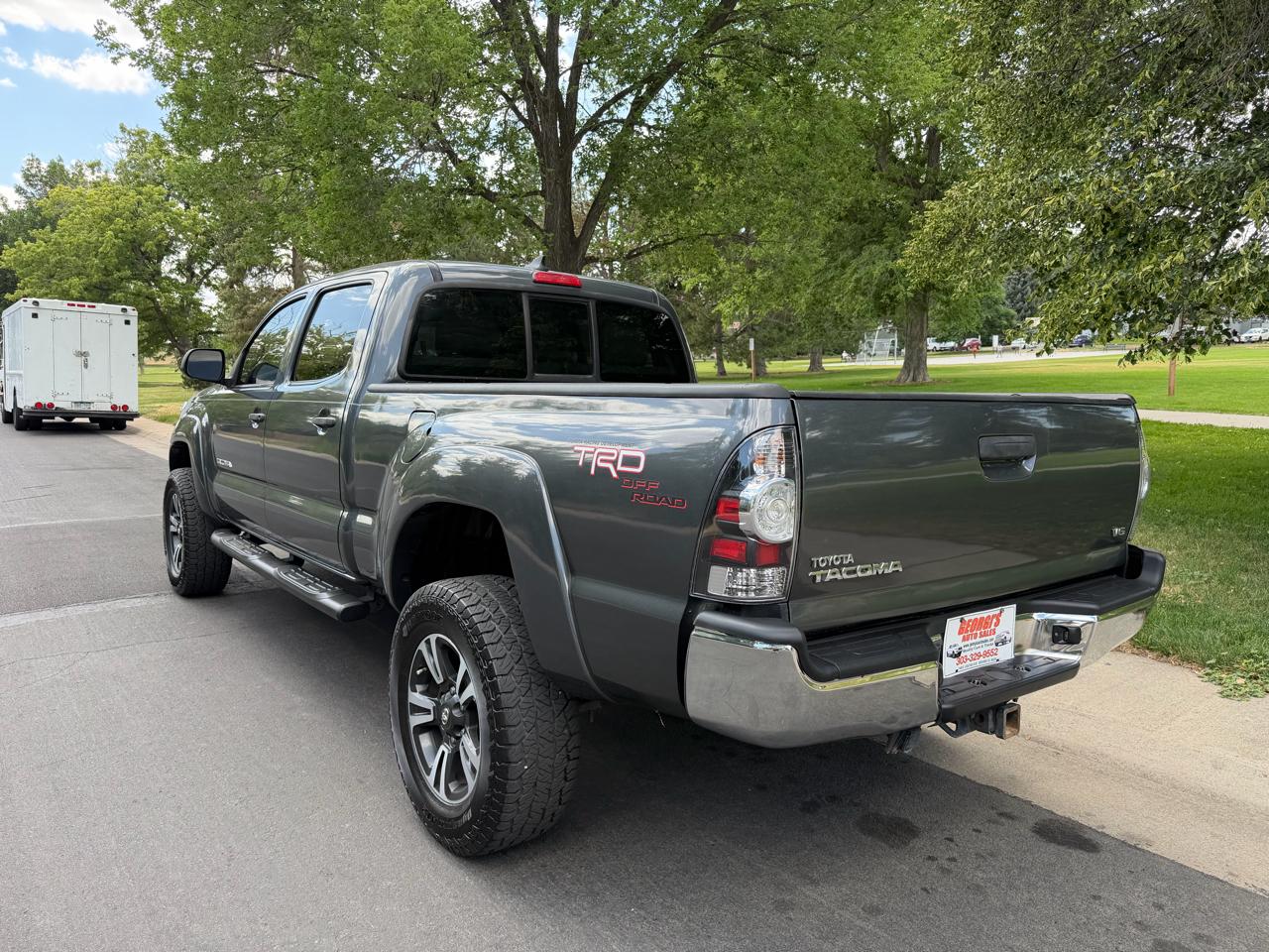 Toyota Tacoma Double Cab Long Bed V6 5AT 4WD 2015
