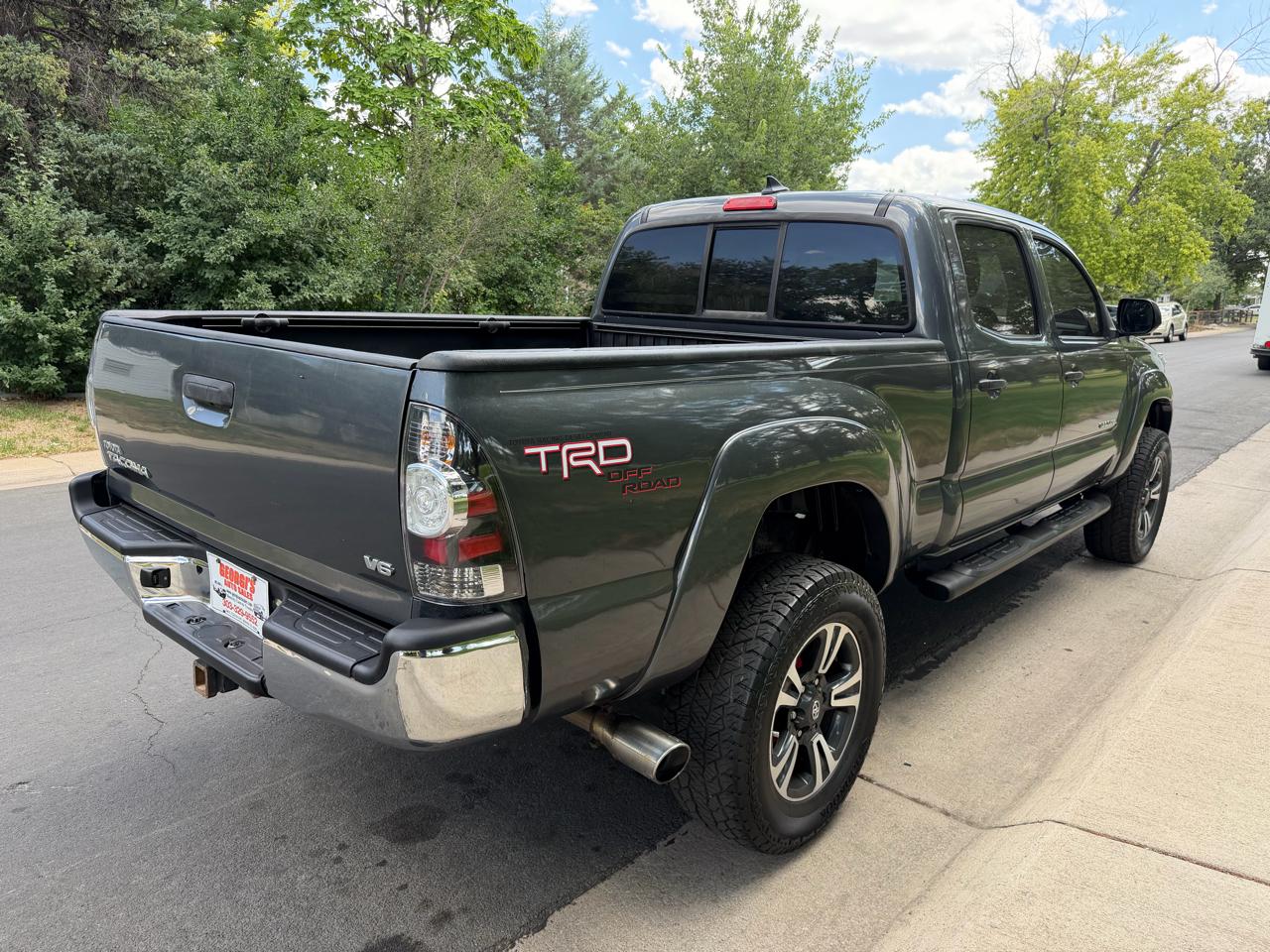 Toyota Tacoma Double Cab Long Bed V6 5AT 4WD 2015