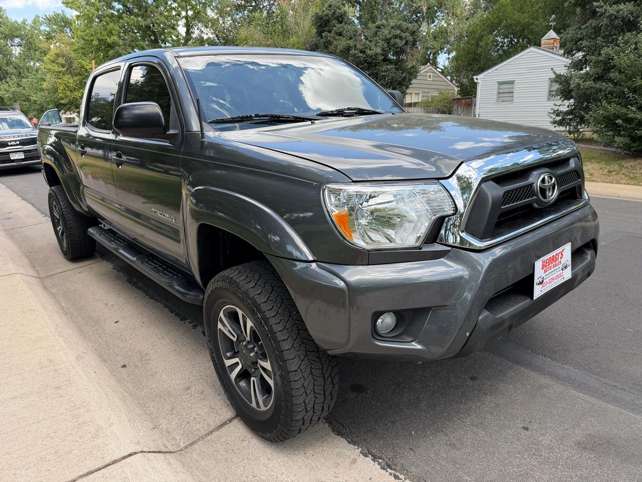 Toyota Tacoma Double Cab Long Bed V6 5AT 4WD 2015