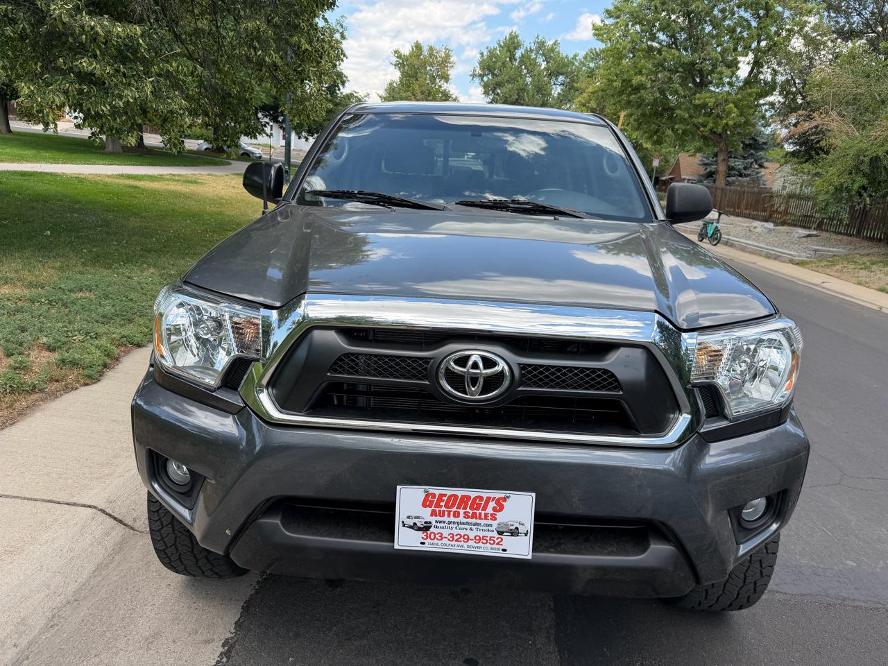 Toyota Tacoma Double Cab Long Bed V6 5AT 4WD 2015
