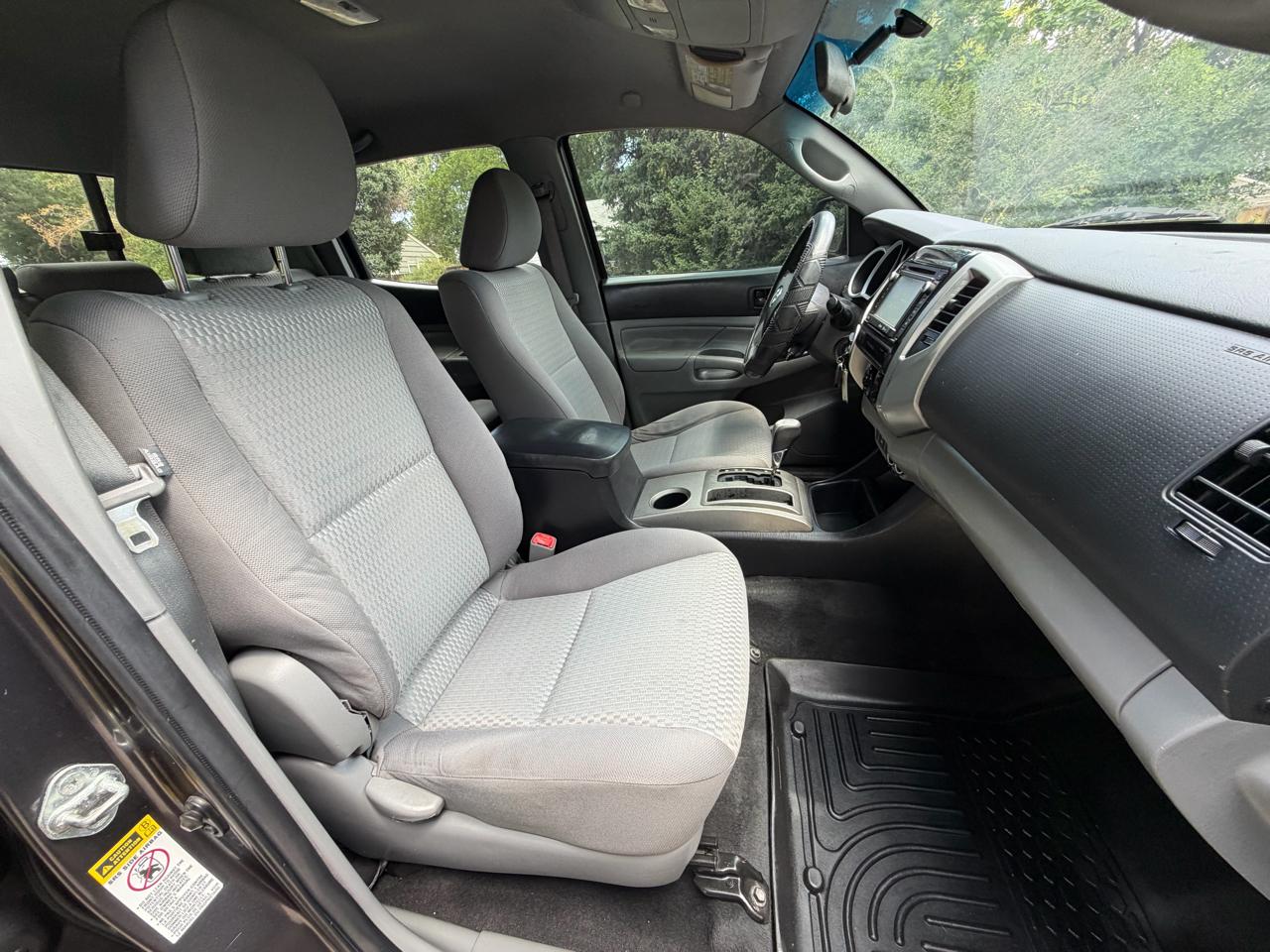 Toyota Tacoma Double Cab Long Bed V6 5AT 4WD 2015