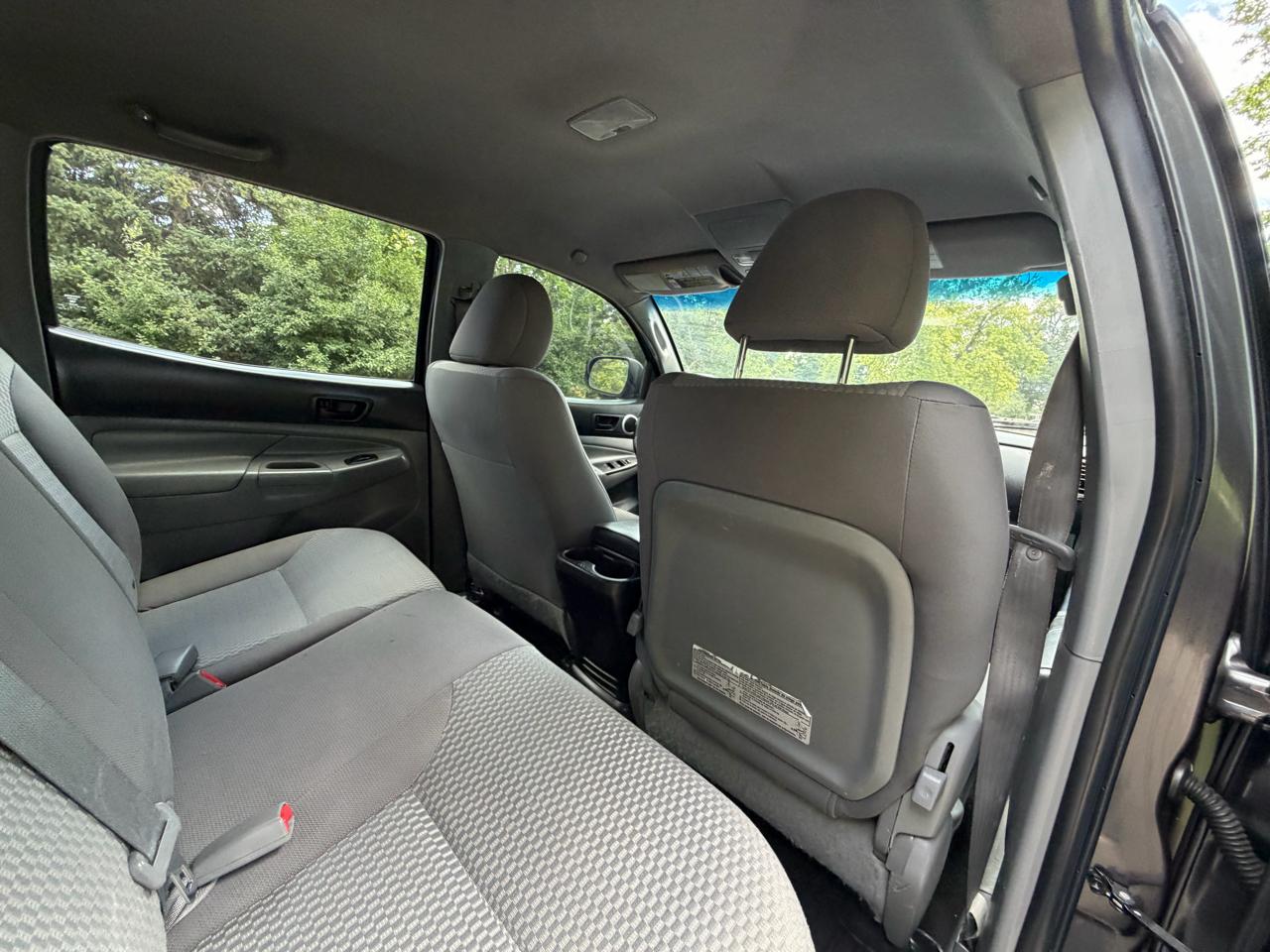 Toyota Tacoma Double Cab Long Bed V6 5AT 4WD 2015