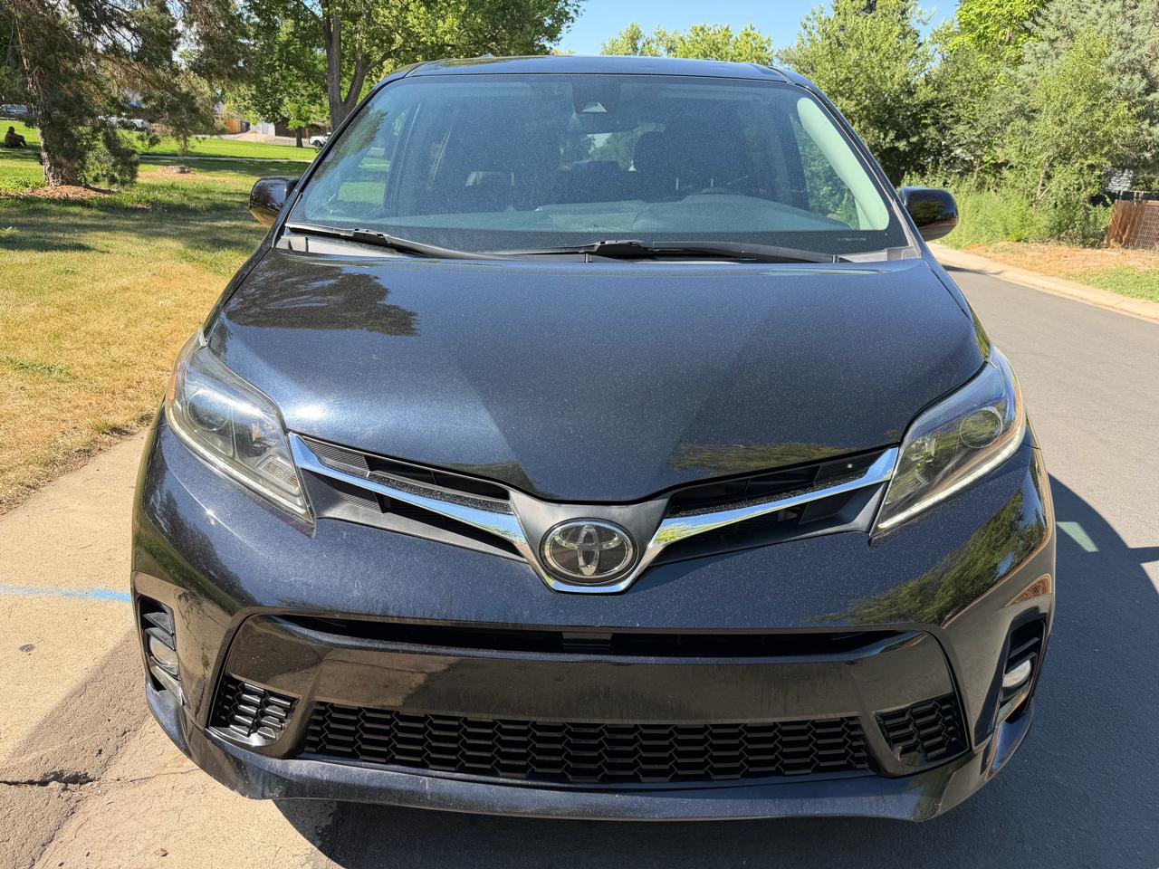 Toyota Sienna SE 7-Passenger AWD 2020