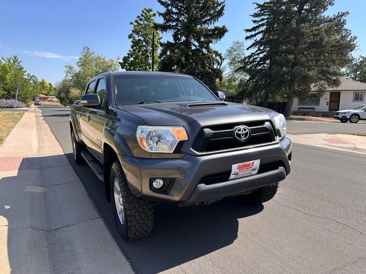Toyota Tacoma Double Cab Long Bed V6 5AT 4WD 2015