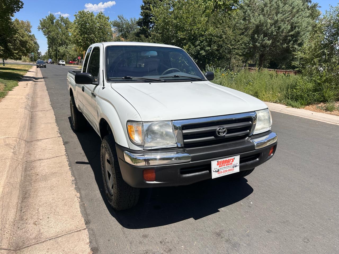Toyota Tacoma 4WD 1999