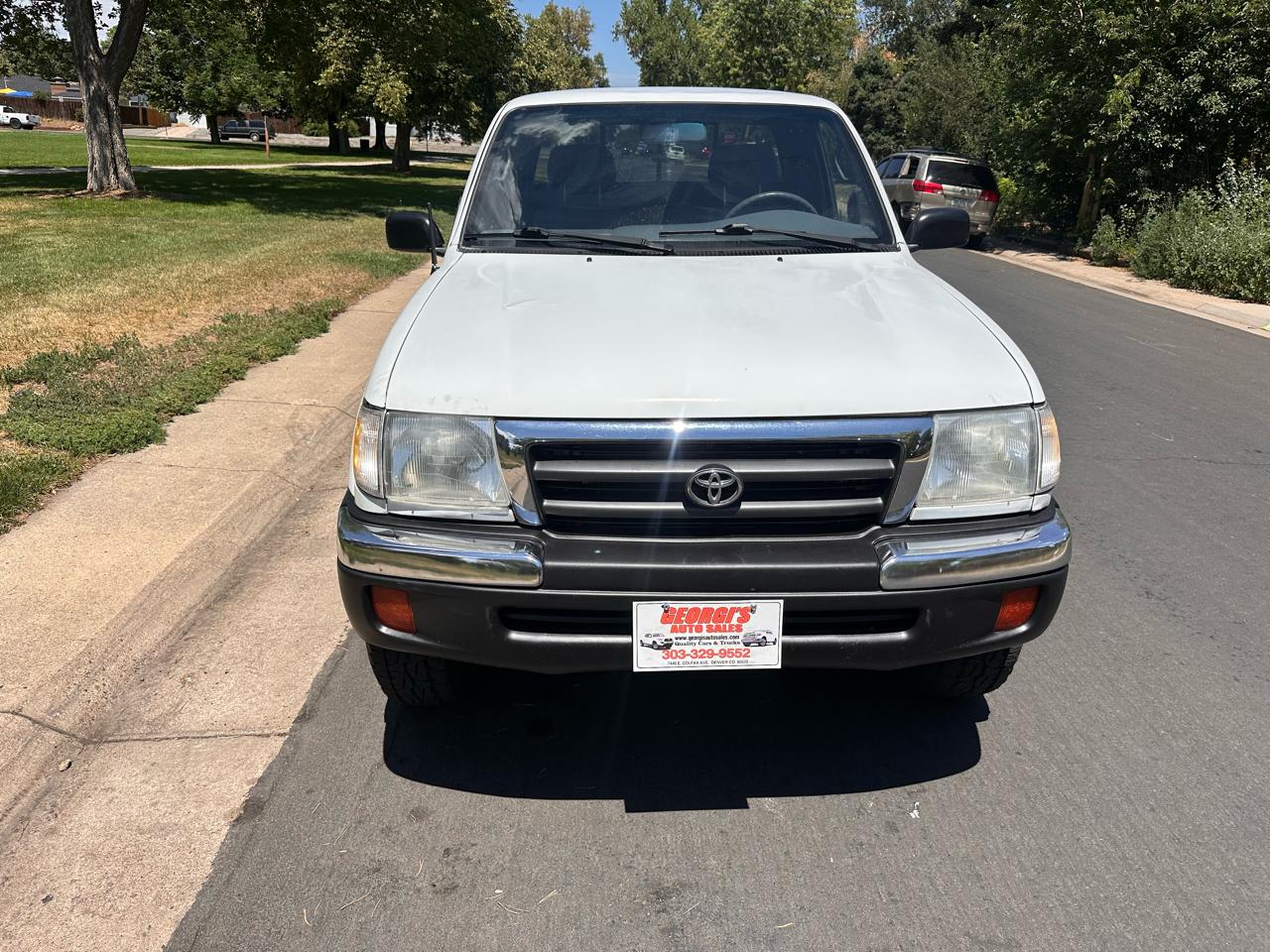 Toyota Tacoma 4WD 1999