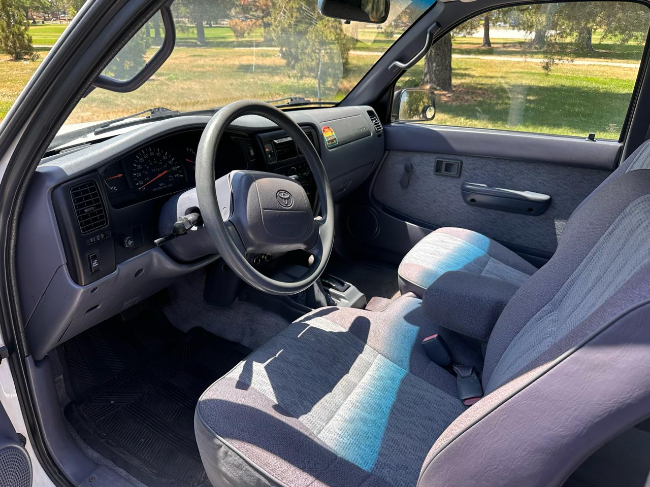 Toyota Tacoma 4WD 1999