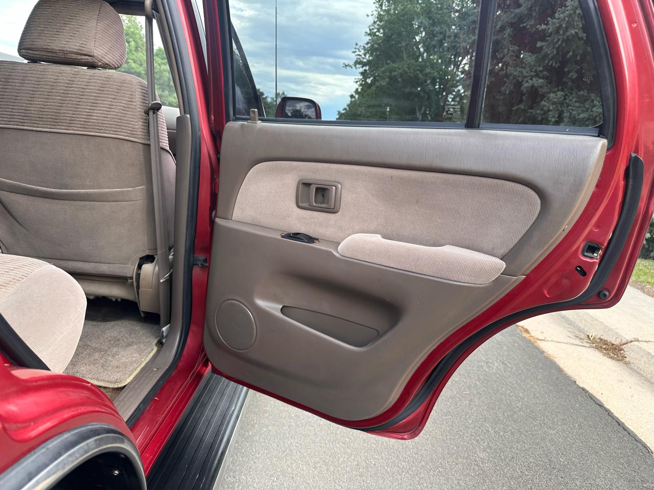 Toyota 4Runner SR5 4WD 1997