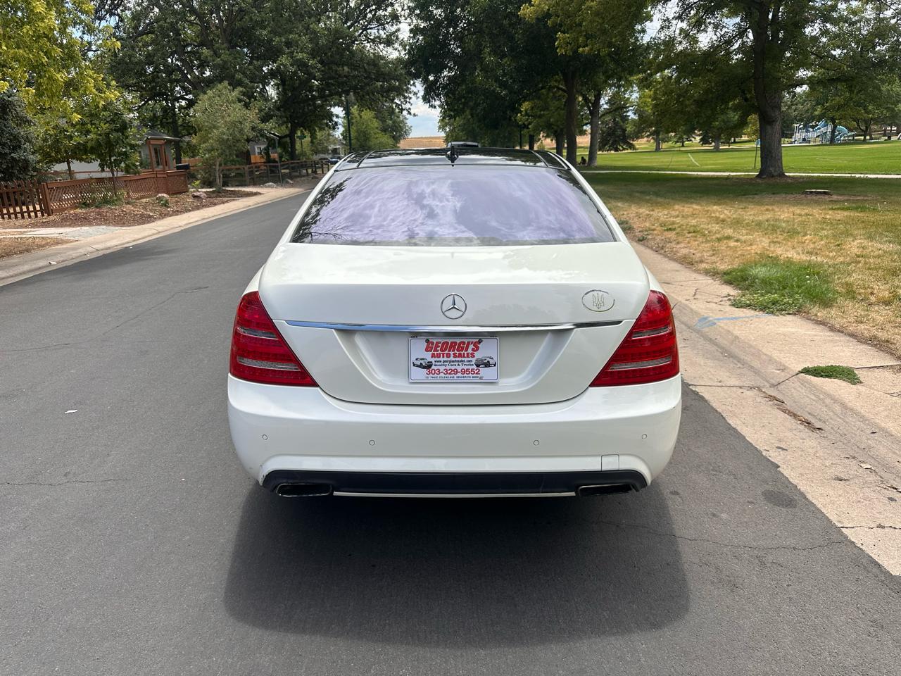 Mercedes-Benz S-Class S550 4-MATIC 2013