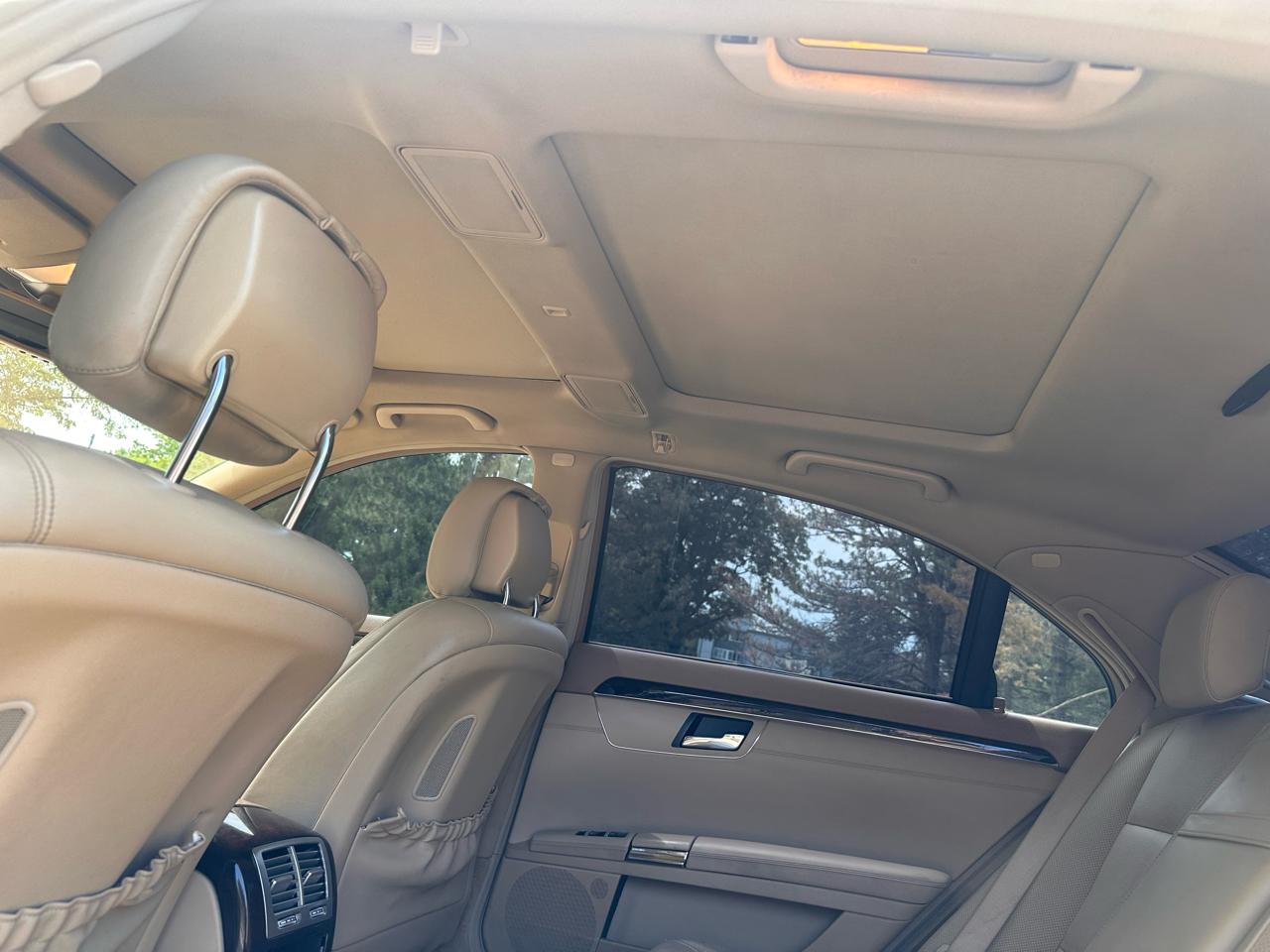 Mercedes-Benz S-Class S550 4-MATIC 2013